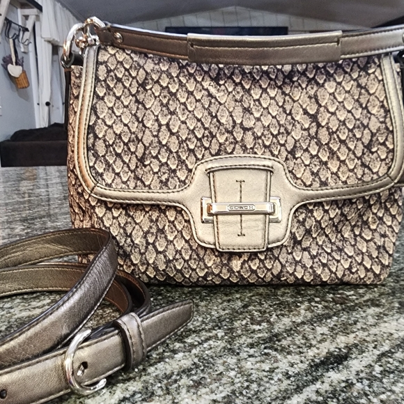 Coach Handbags - Coach Taylor Metallic Silver Snake-Print Pattern Shoulder Bag F26036 NWOT